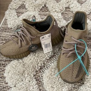 Reserved item for @Honeynewyen